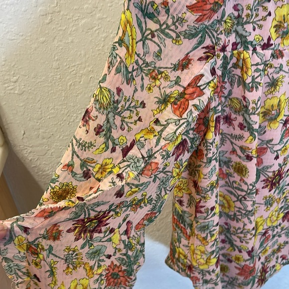 LOFT Garden Ruffle Sleeve Blouse Size XXSP. - Picture 6 of 14